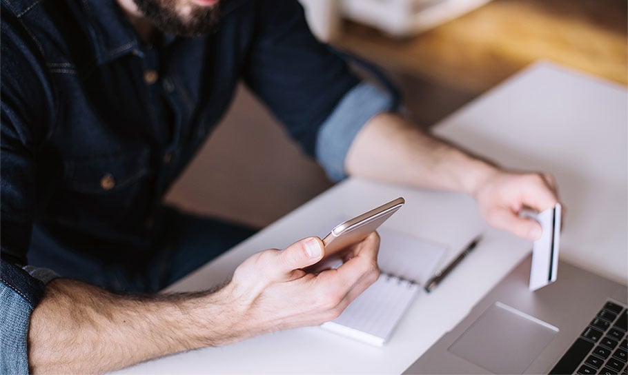 image of a credit card user 