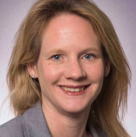 Claire's headshot