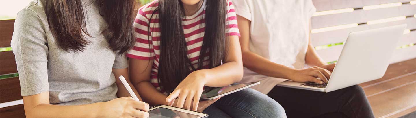 Image of university students studying