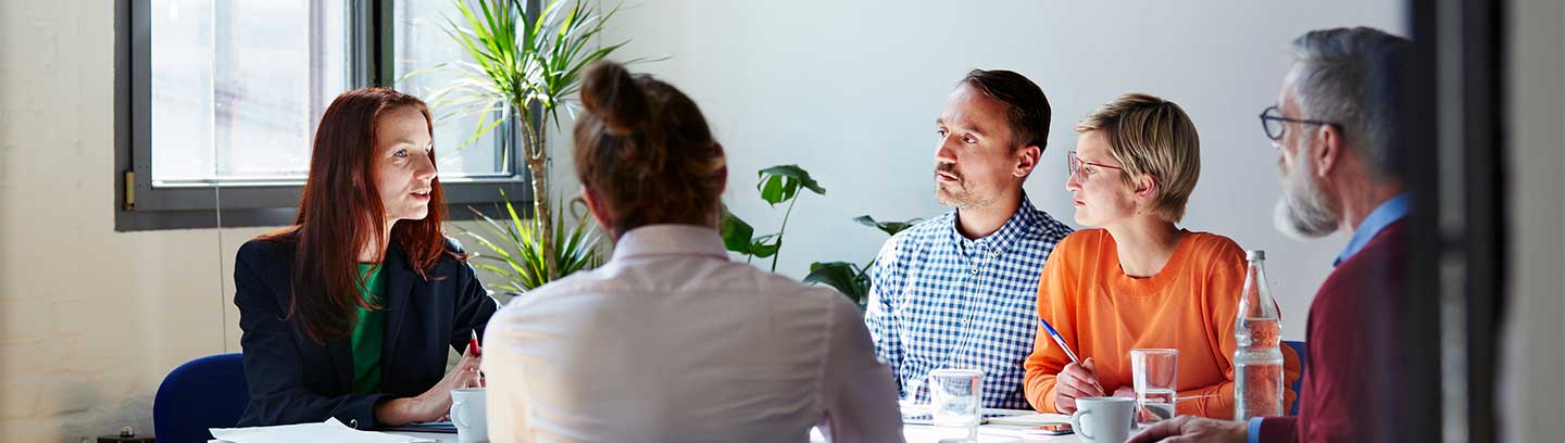 team meeting image