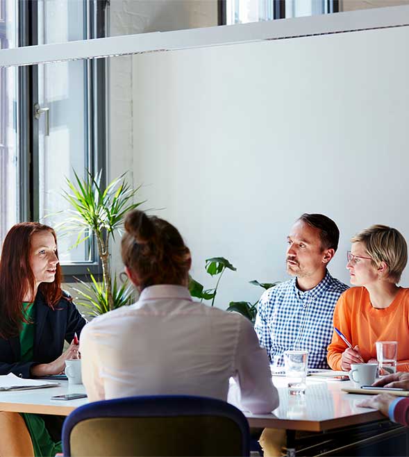 team meeting image