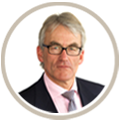 simon-lowe's headshot