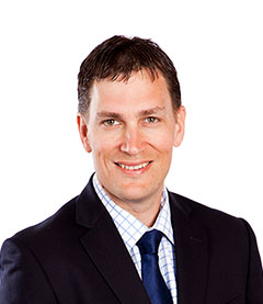 Darren Castle headshot